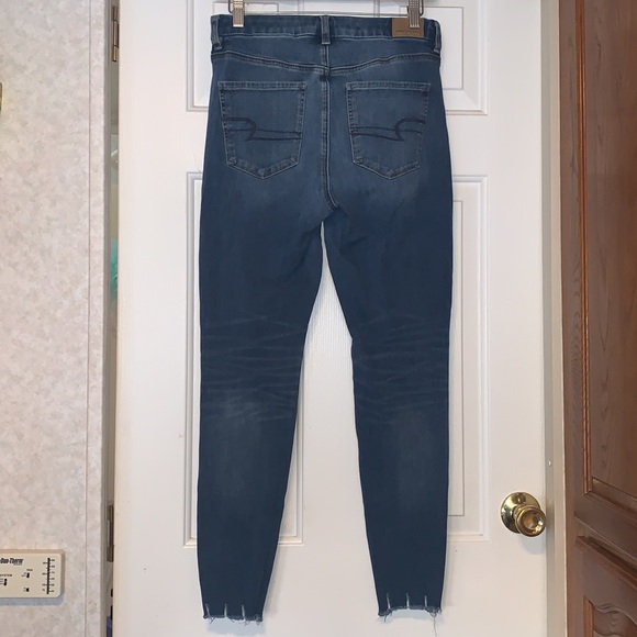 Curvy Hi-Rise Jeggings - Picture 3 of 5